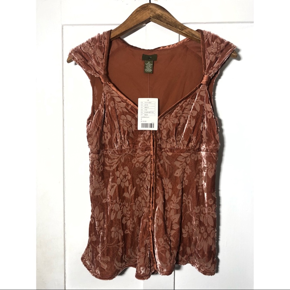 Romantic Anthropologie blouse | Woman’s 8